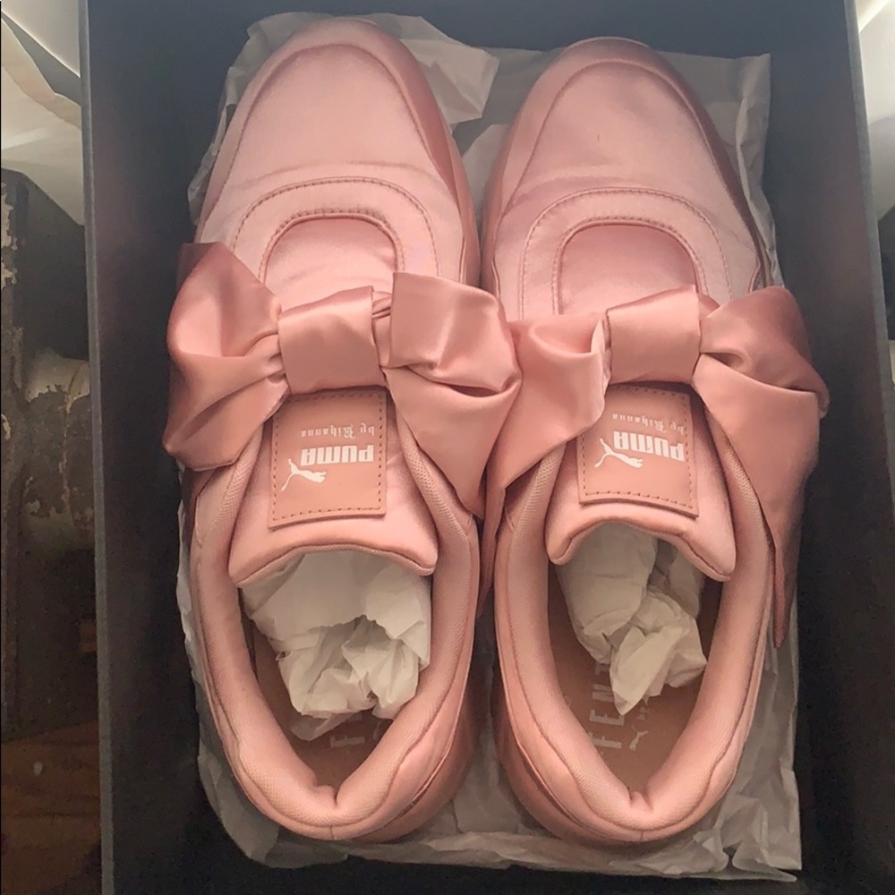 Pre-old Puma sneakers by Rihanna